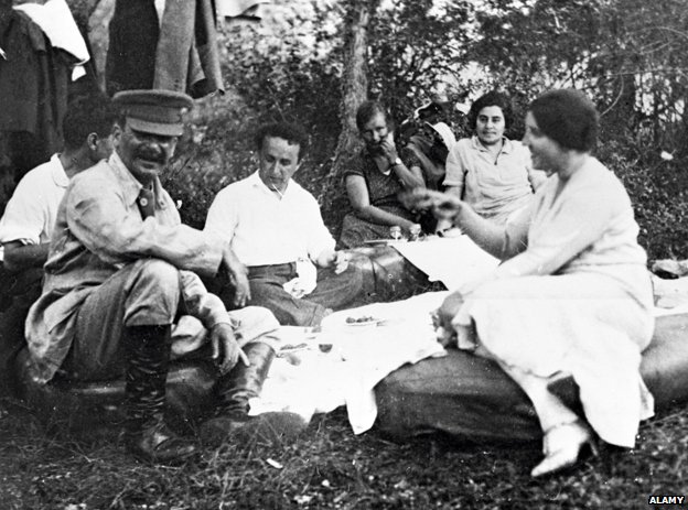 What the world's worst dictators liked to eat geotv.ge